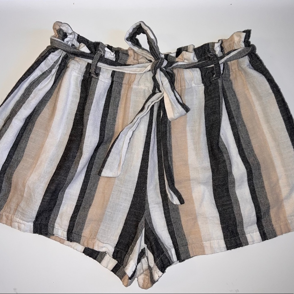 Striped Linen Shorts w/ Bow Tie